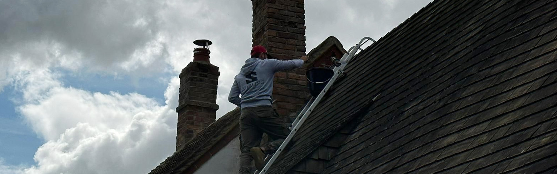 roof-cleaning